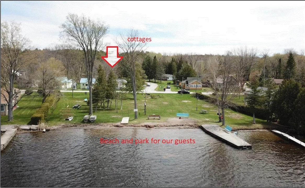 Fun Place With A Sandy Beach For Swimming, Boating, And Fishing, Featuring 3 Available Cabins Fenelon Falls Esterno foto