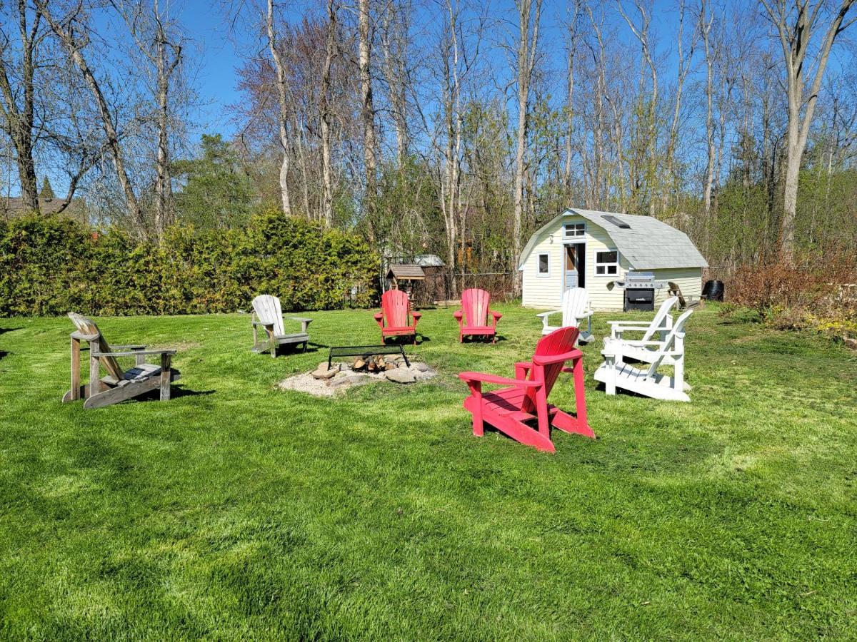Fun Place With A Sandy Beach For Swimming, Boating, And Fishing, Featuring 3 Available Cabins Fenelon Falls Esterno foto