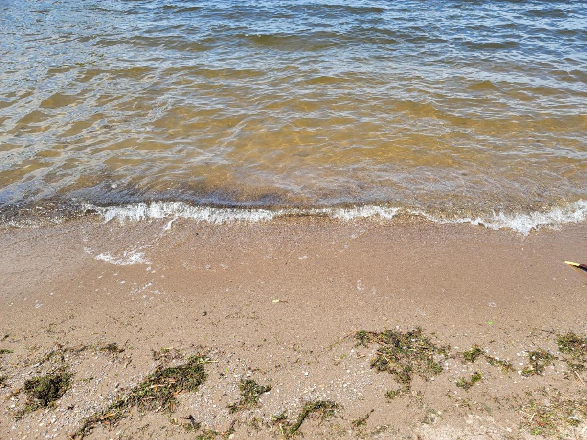 Fun Place With A Sandy Beach For Swimming, Boating, And Fishing, Featuring 3 Available Cabins Fenelon Falls Esterno foto
